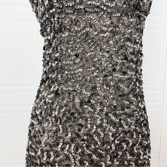 Alice & Olivia Strapless Sequin Mesh Mini Dress 2 - Picture 4 of 10
